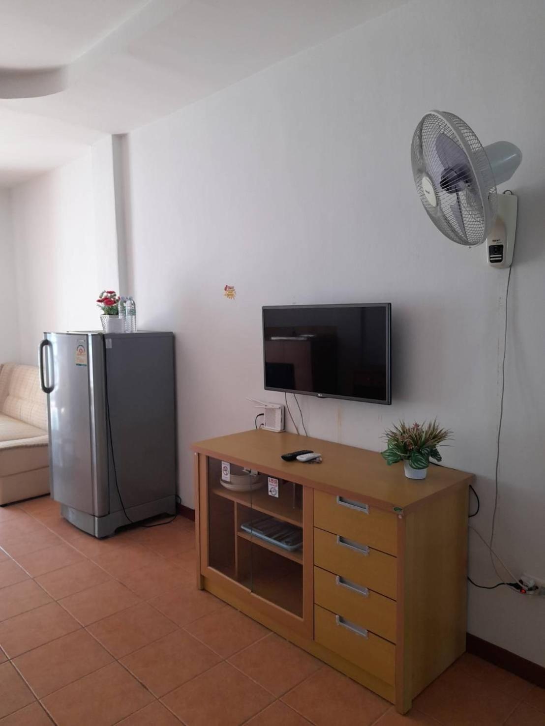 White House By Sorot ตึกขาวโดยโสรฬ Apartment Jomtien Beach Exterior foto