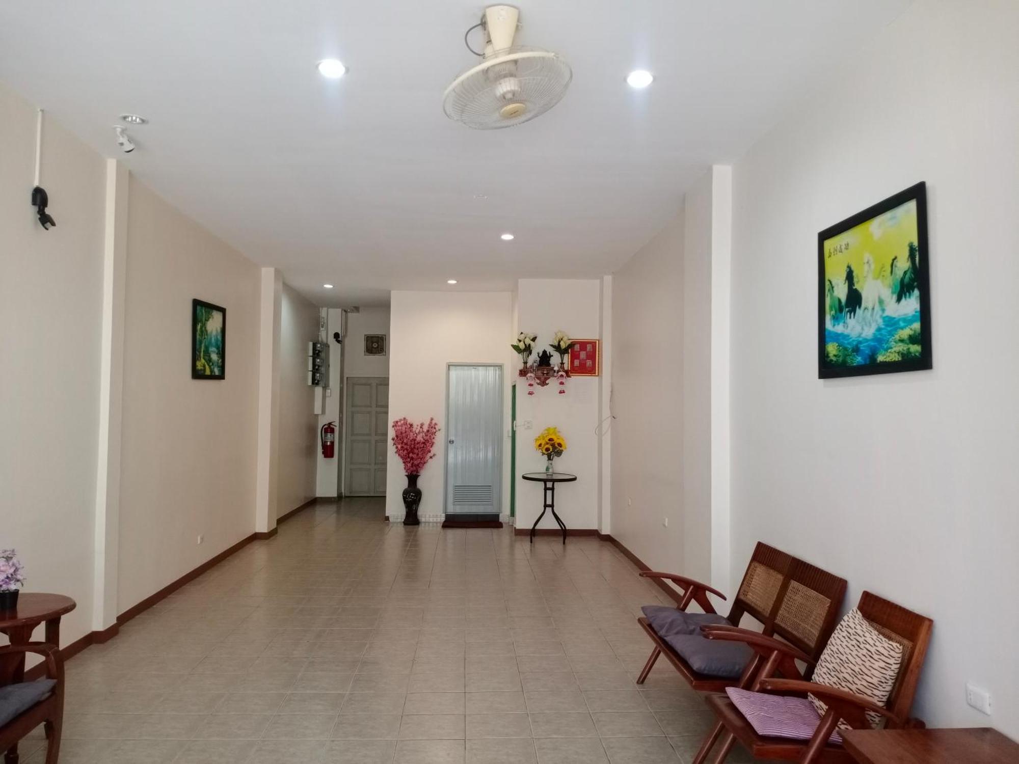 White House By Sorot ตึกขาวโดยโสรฬ Apartment Jomtien Beach Exterior foto